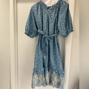 Yakira Bella Mae Midi Dress 44” Blue/White Floral in Medium